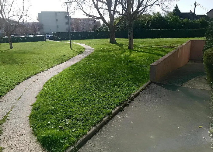 Lumineux 3 A Nord Апартаменты *